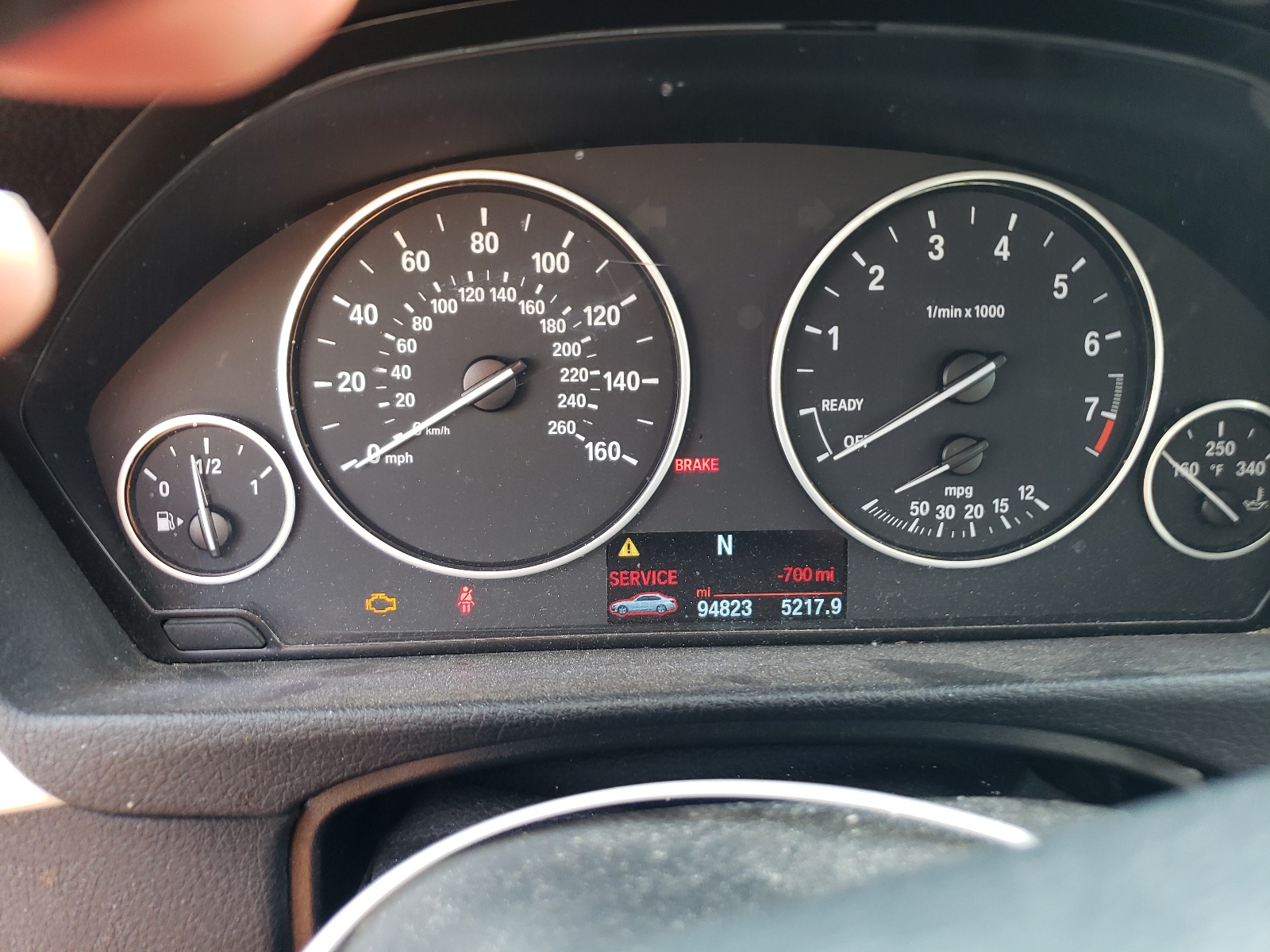 WBA8E5G38HNU44854 2017 BMW 320 Xi