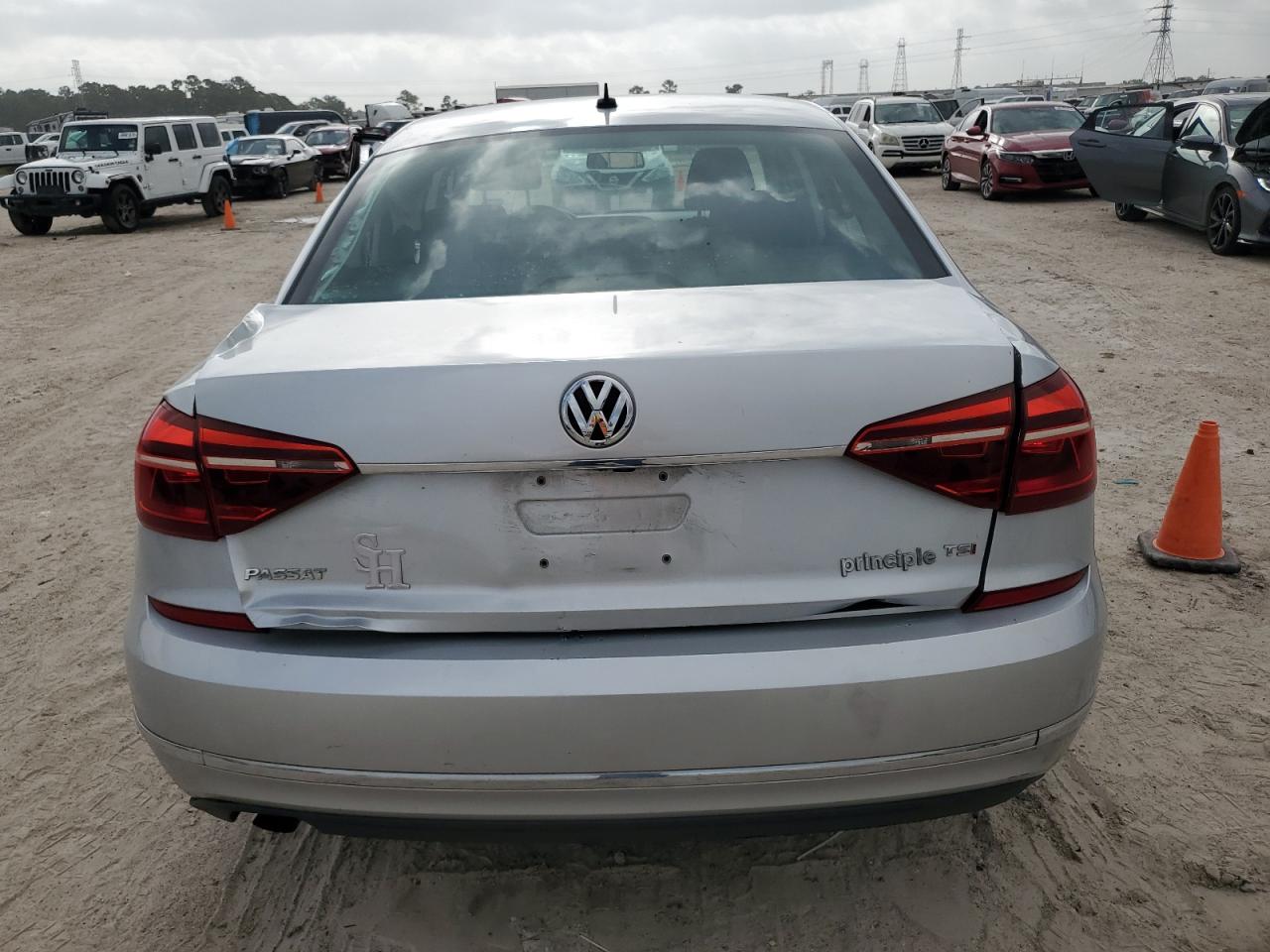 2017 Volkswagen Passat S VIN: 1VWAT7A30HC059067 Lot: 64763424