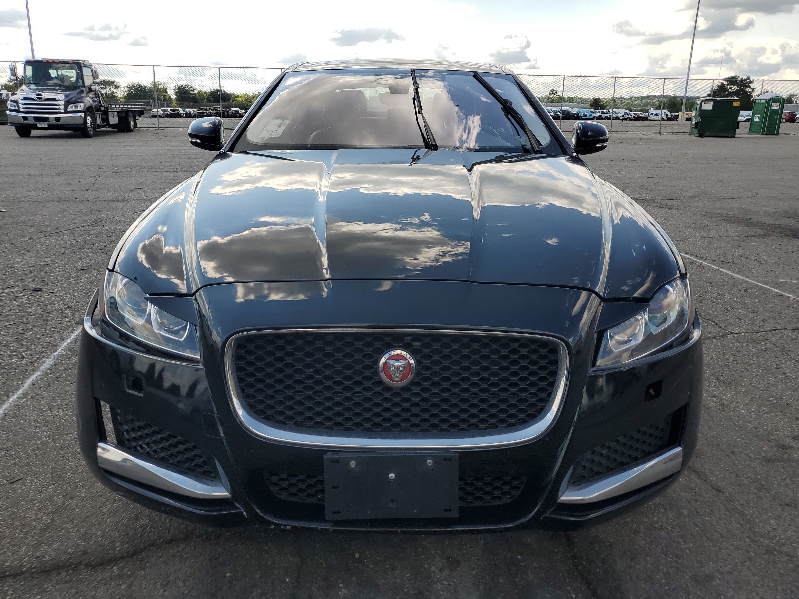 SAJBJ4FX1KCY79271 2019 Jaguar Xf Premium