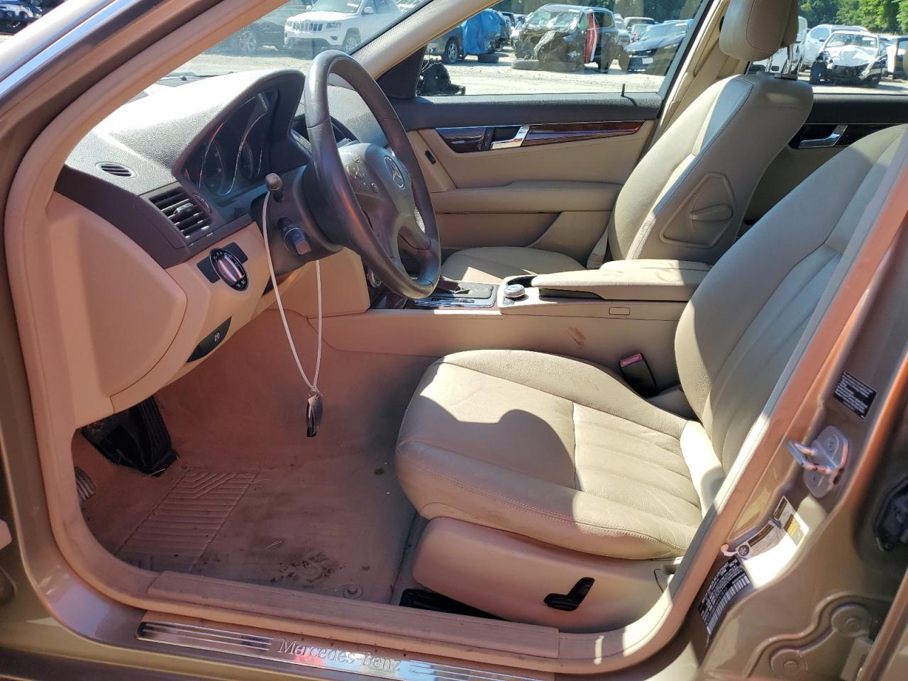 2010 Mercedes-Benz C 300 4Matic VIN: WDDGF8BB9AF497810 Lot: 61443964