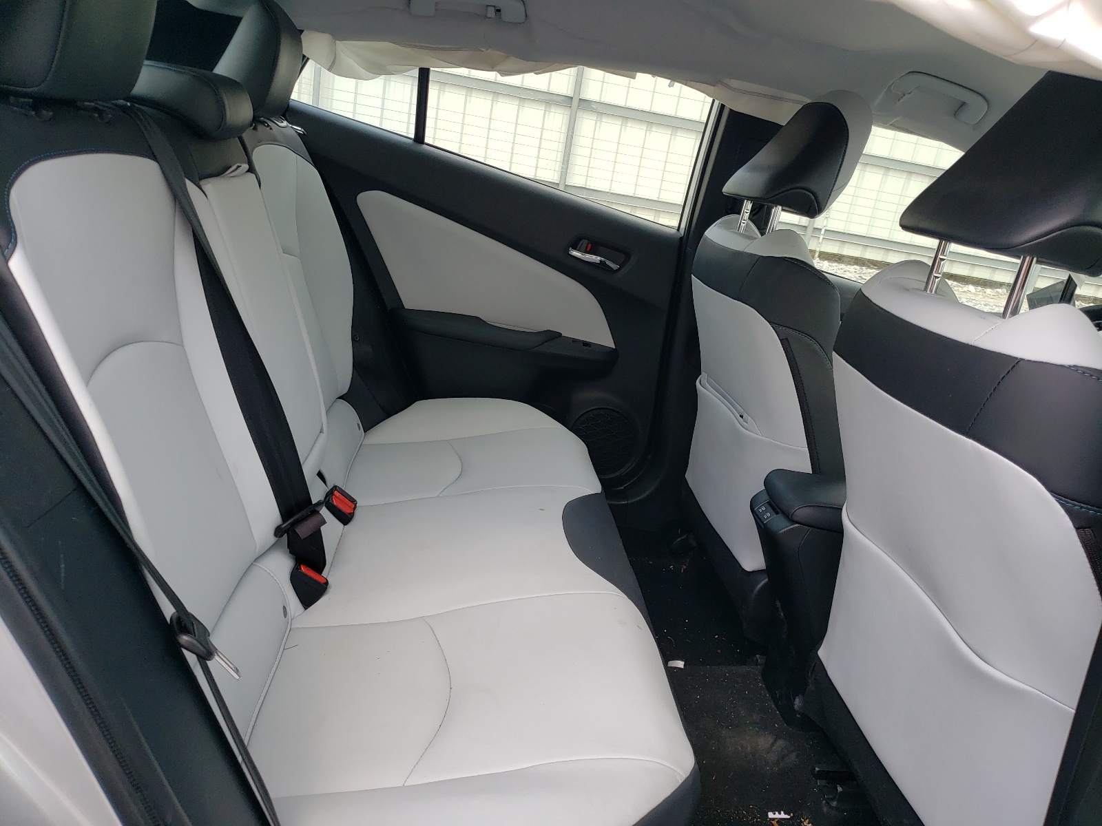 JTDL9MFU3N3039515 2022 Toyota Prius Le