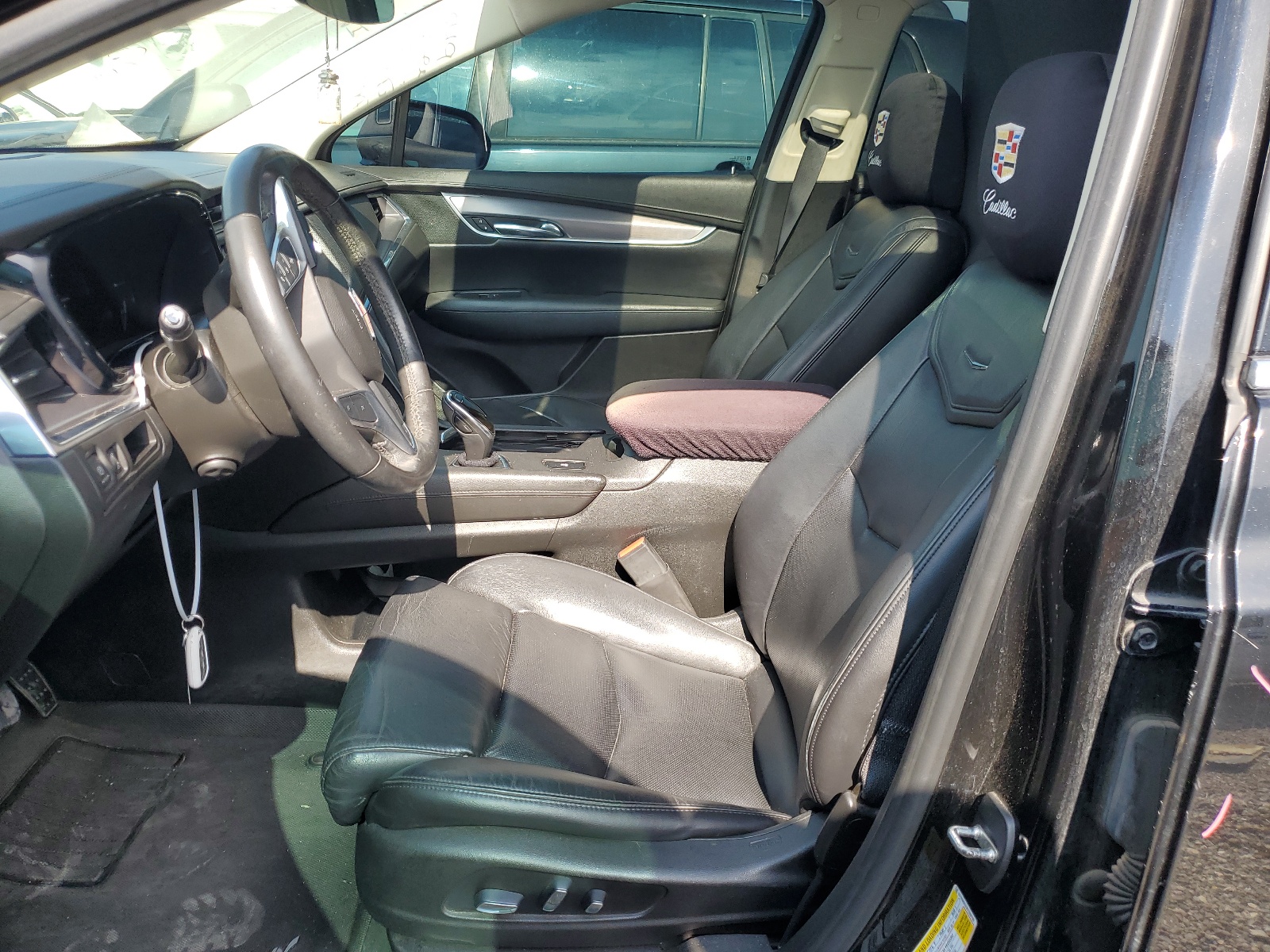 1GYKNBRS3HZ269198 2017 Cadillac Xt5 Luxury