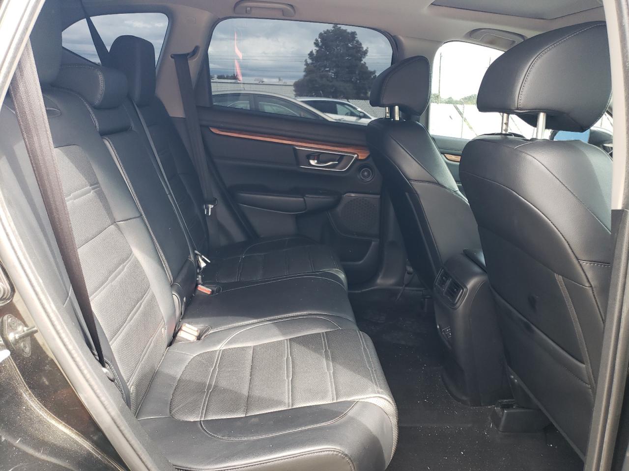 2017 Honda Cr-V Exl VIN: 2HKRW2H82HH671552 Lot: 63350104