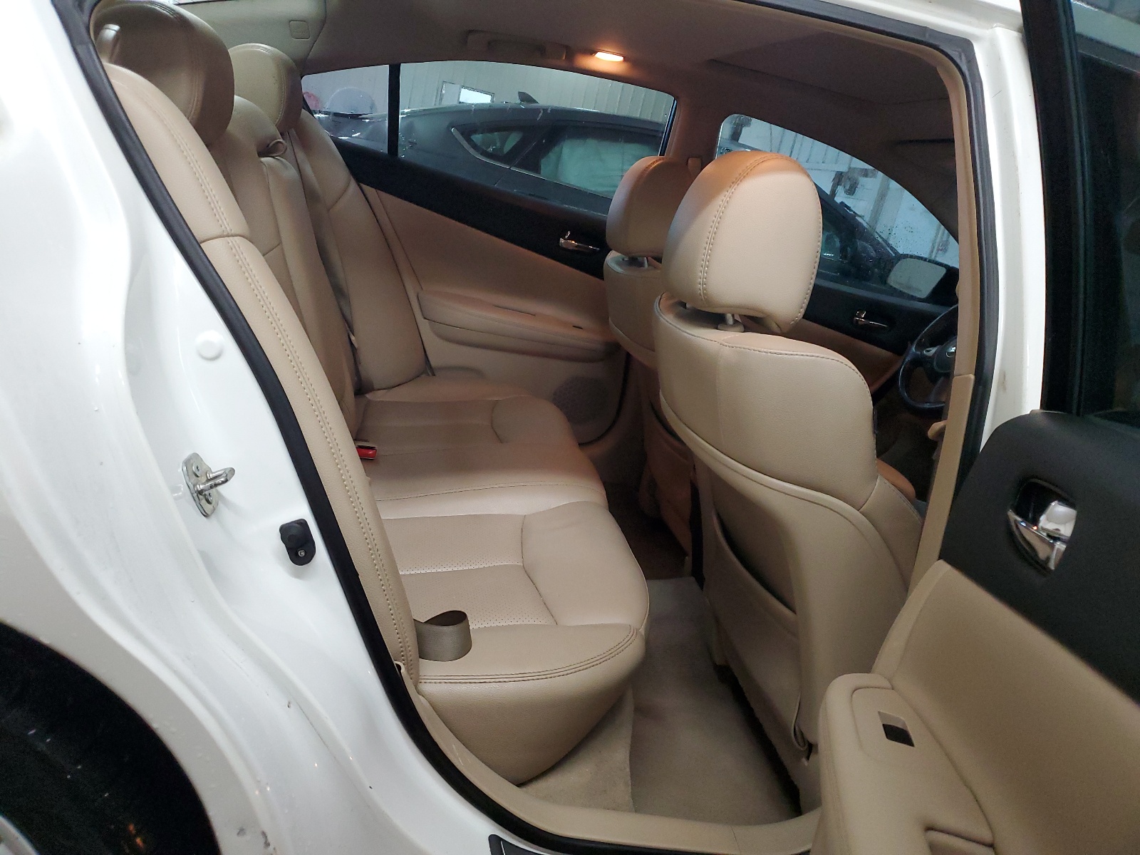 1N4AA5AP4DC847432 2013 Nissan Maxima S