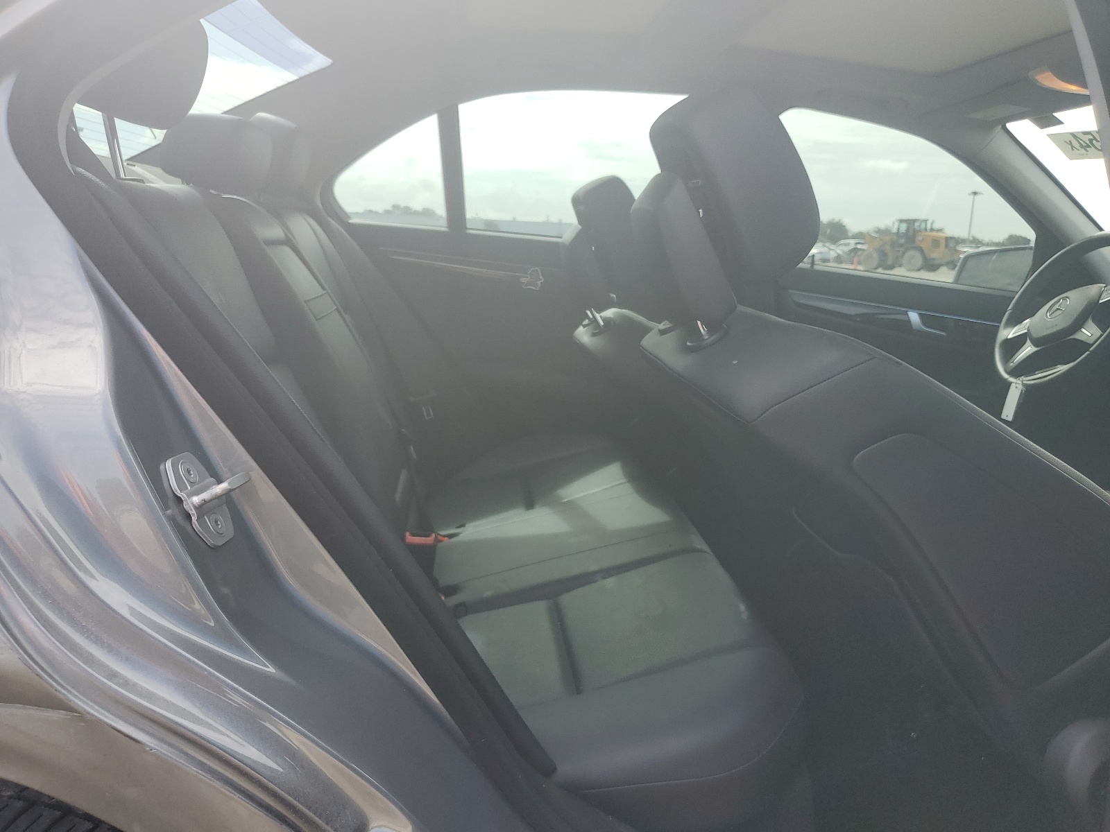 WDDGF4HB7DF948530 2013 Mercedes-Benz C 250