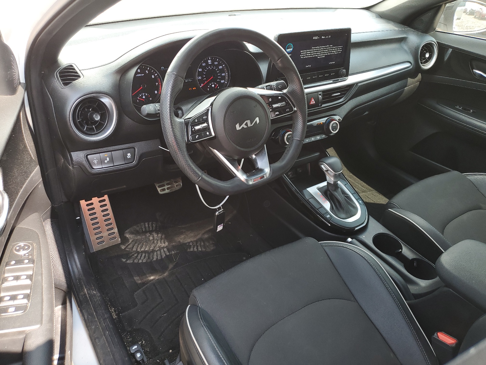 3KPF54AD6NE430666 2022 Kia Forte Gt Line