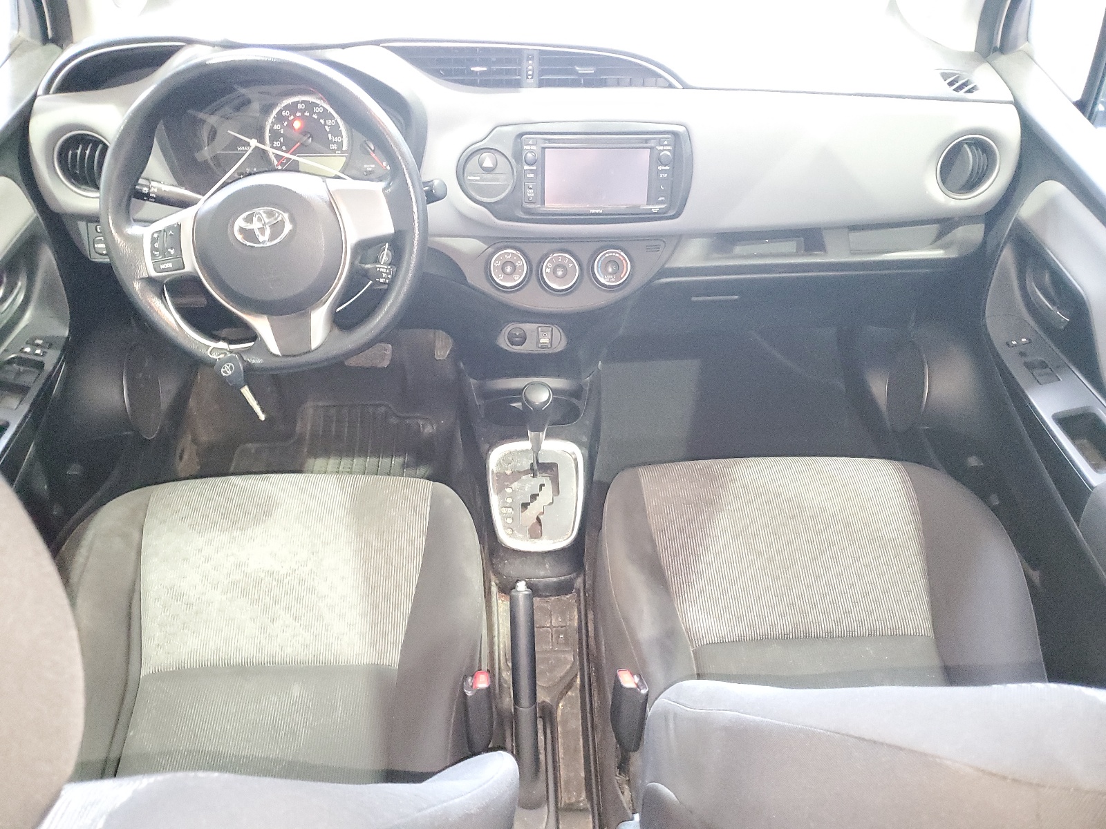 VNKKTUD35FA042377 2015 Toyota Yaris