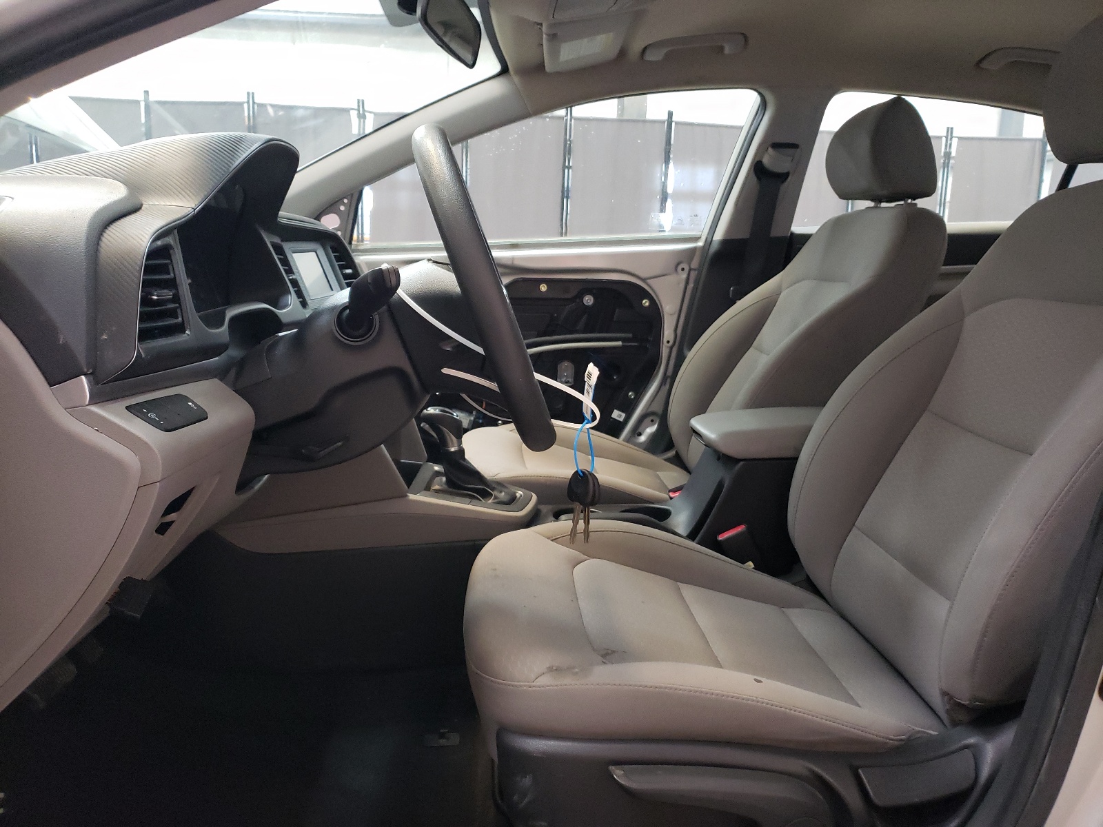 KMHD74LF1KU888270 2019 Hyundai Elantra Se