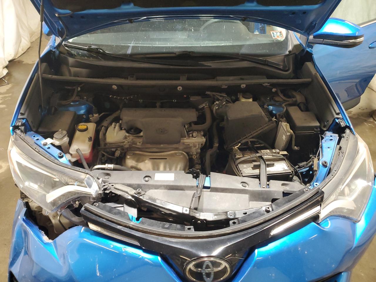 2017 Toyota Rav4 Xle VIN: 2T3RFREV4HW675419 Lot: 61624274