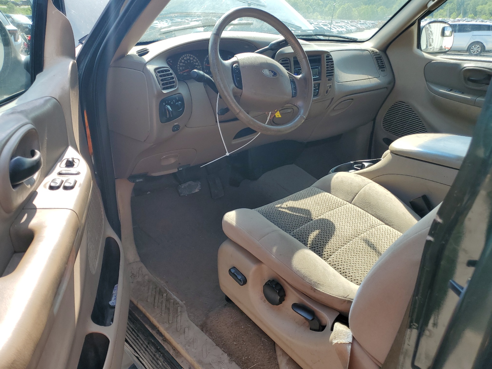 2FTRX18L12CA82274 2002 Ford F150