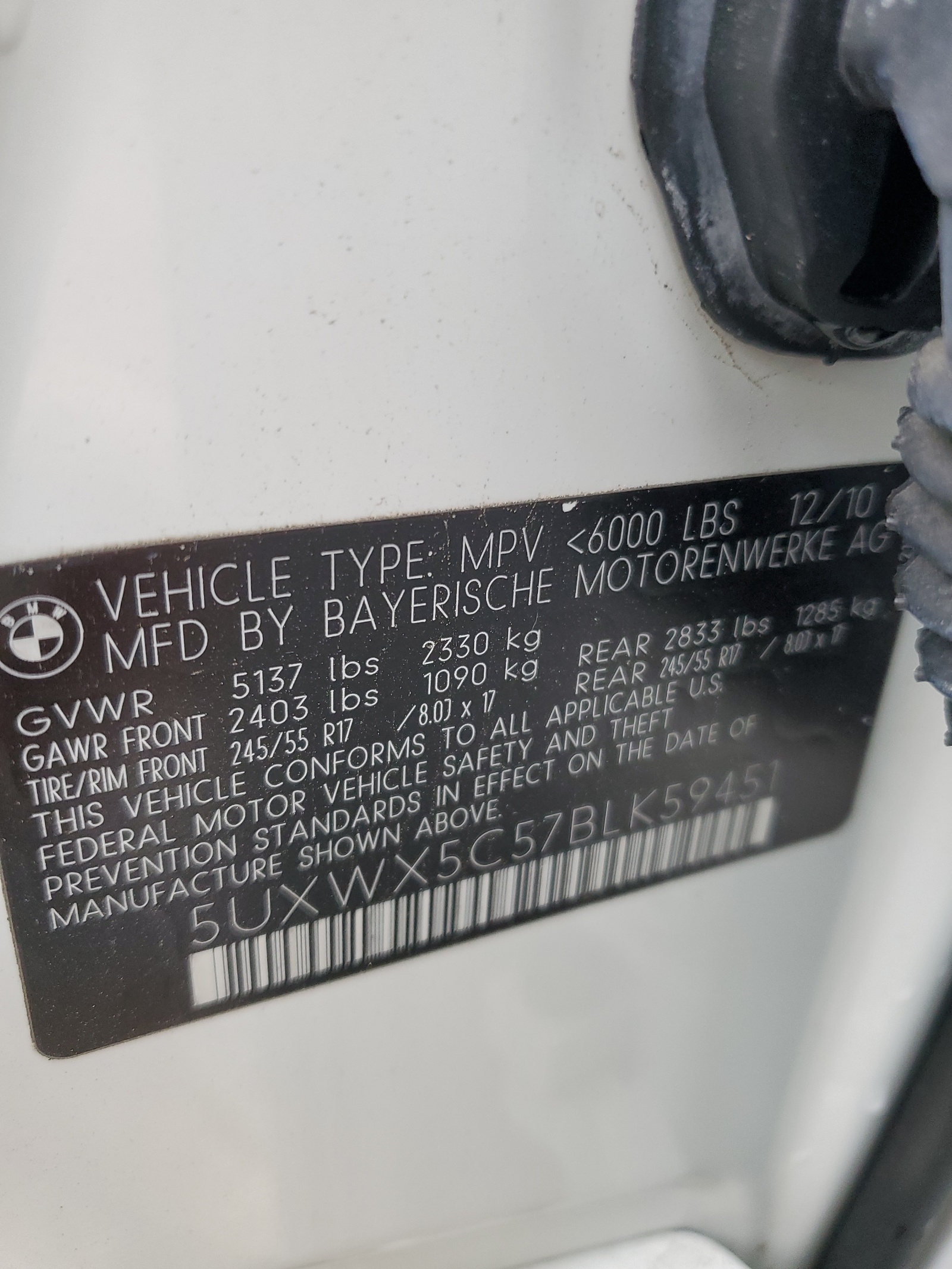 5UXWX5C57BLK59451 2011 BMW X3 xDrive28I