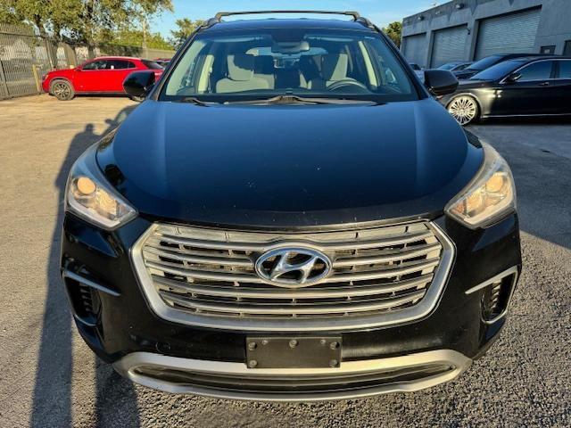 KM8SM4HF7HU180090 2017 Hyundai Santa Fe Se