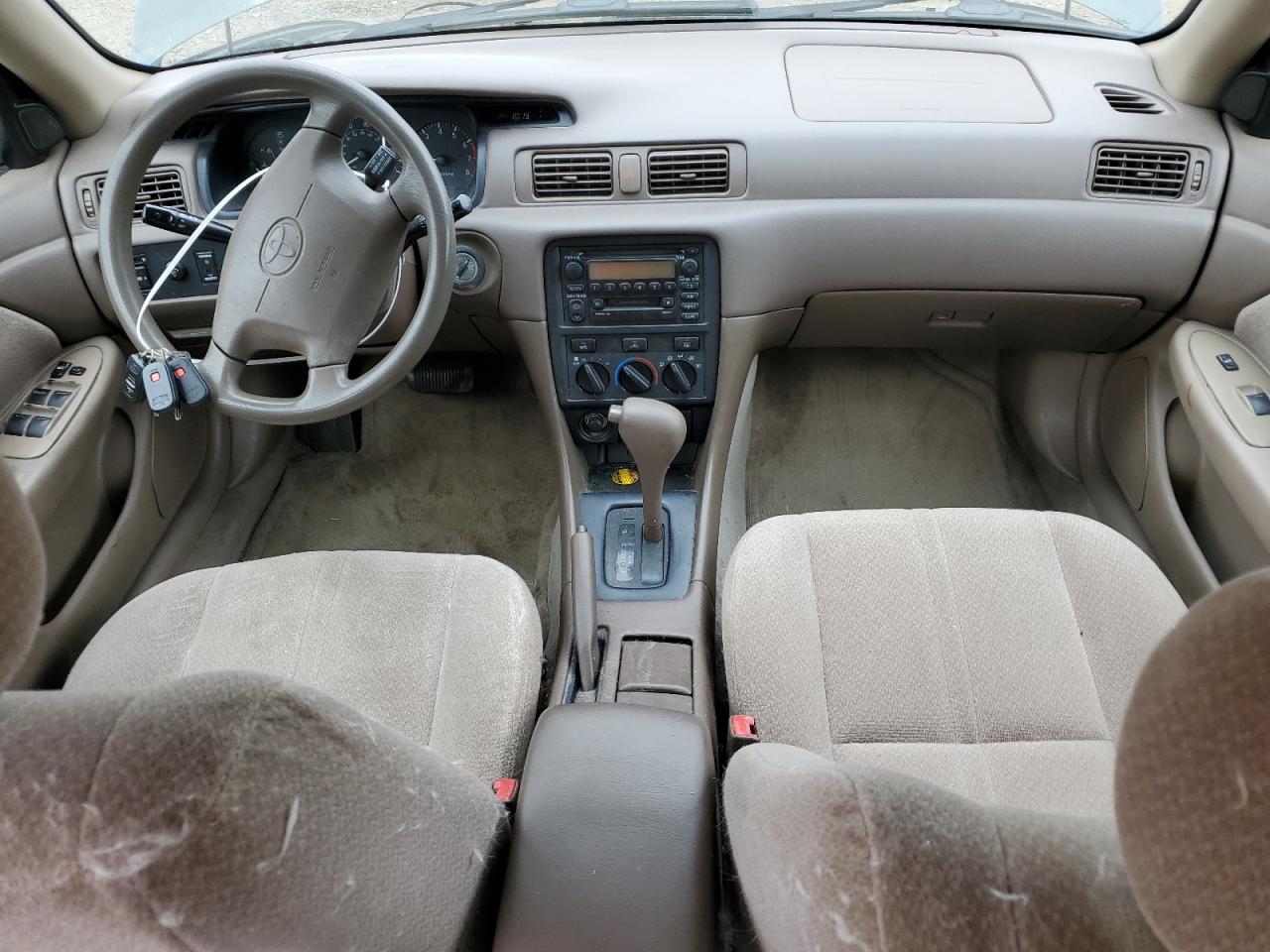 2000 Toyota Camry Ce VIN: 4T1BG28K0YU731761 Lot: 63303894