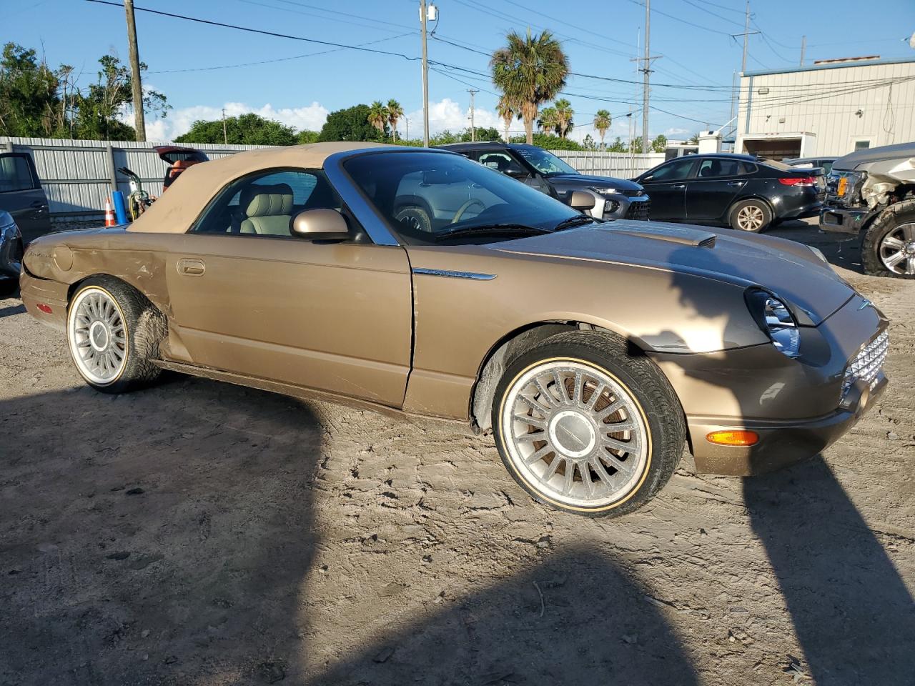 2005 Ford Thunderbird VIN: 1FAHP60A15Y102478 Lot: 61225124