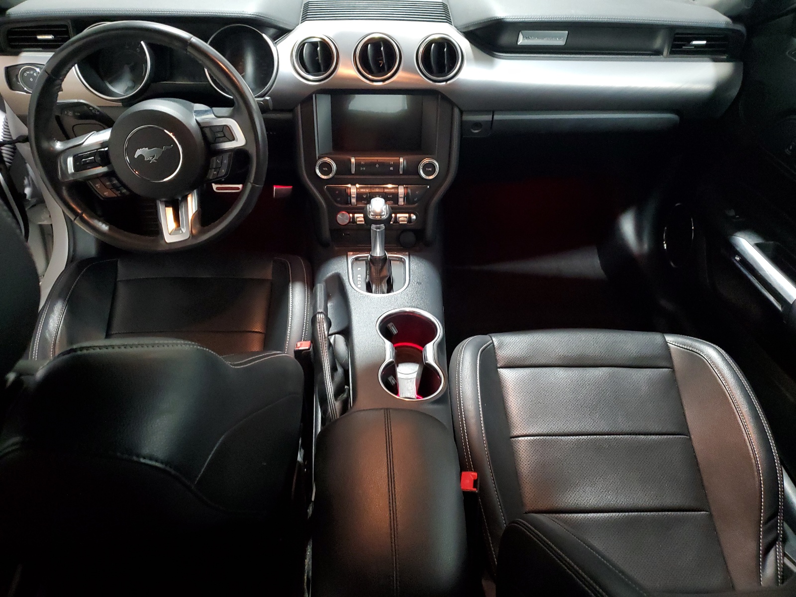 1FATP8UH6N5124944 2022 Ford Mustang