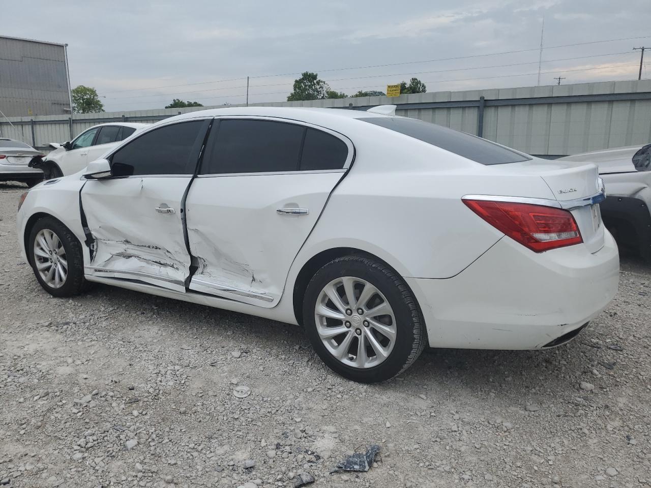 1G4GB5G32FF183666 2015 Buick Lacrosse