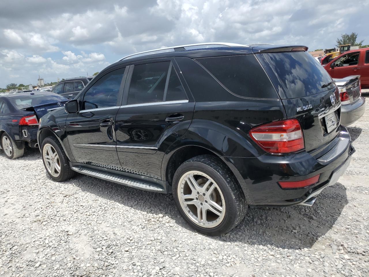 2010 Mercedes-Benz Ml 550 4Matic VIN: 4JGBB7CB6AA610839 Lot: 64026734