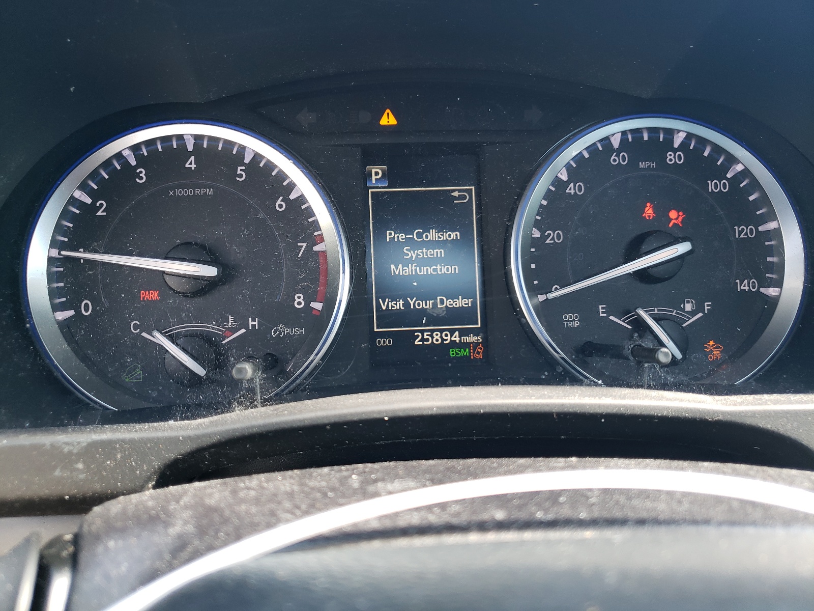 5TDJZRFH0JS821660 2018 Toyota Highlander Se