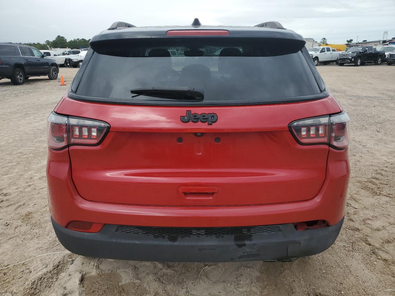 2018 Jeep Compass Latitude VIN: 3C4NJCBB6JT300214 Lot: 64671794