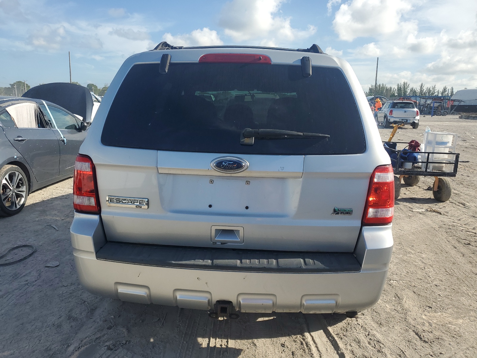 1FMCU0DG3AKC64534 2010 Ford Escape Xlt