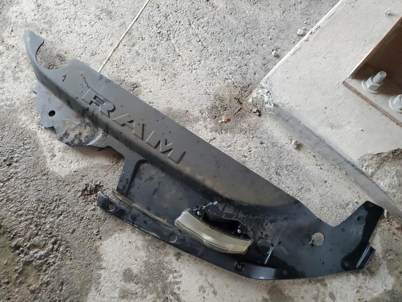 2019 Ram 1500 Laramie VIN: 1C6SRFJT4KN597676 Lot: 64208344