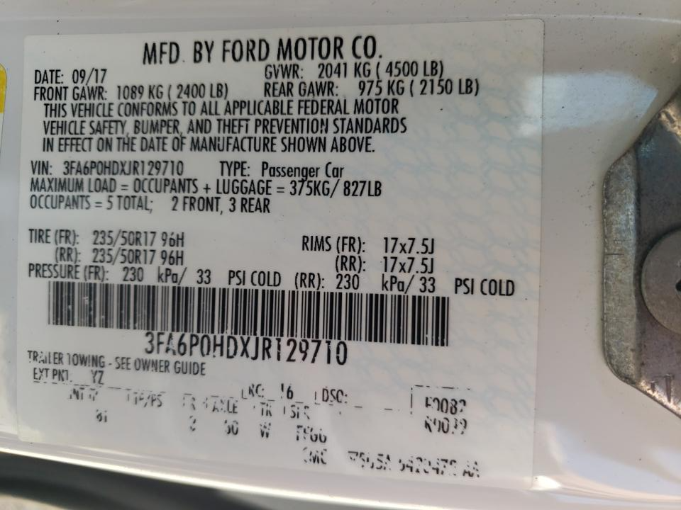 3FA6P0HDXJR129710 2018 Ford Fusion Se