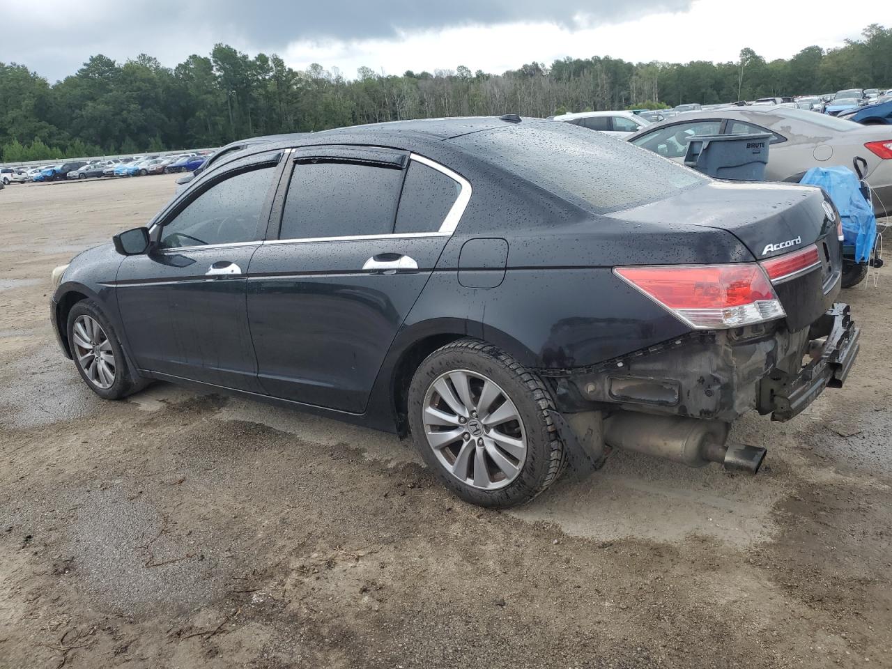 2012 Honda Accord - Image 2