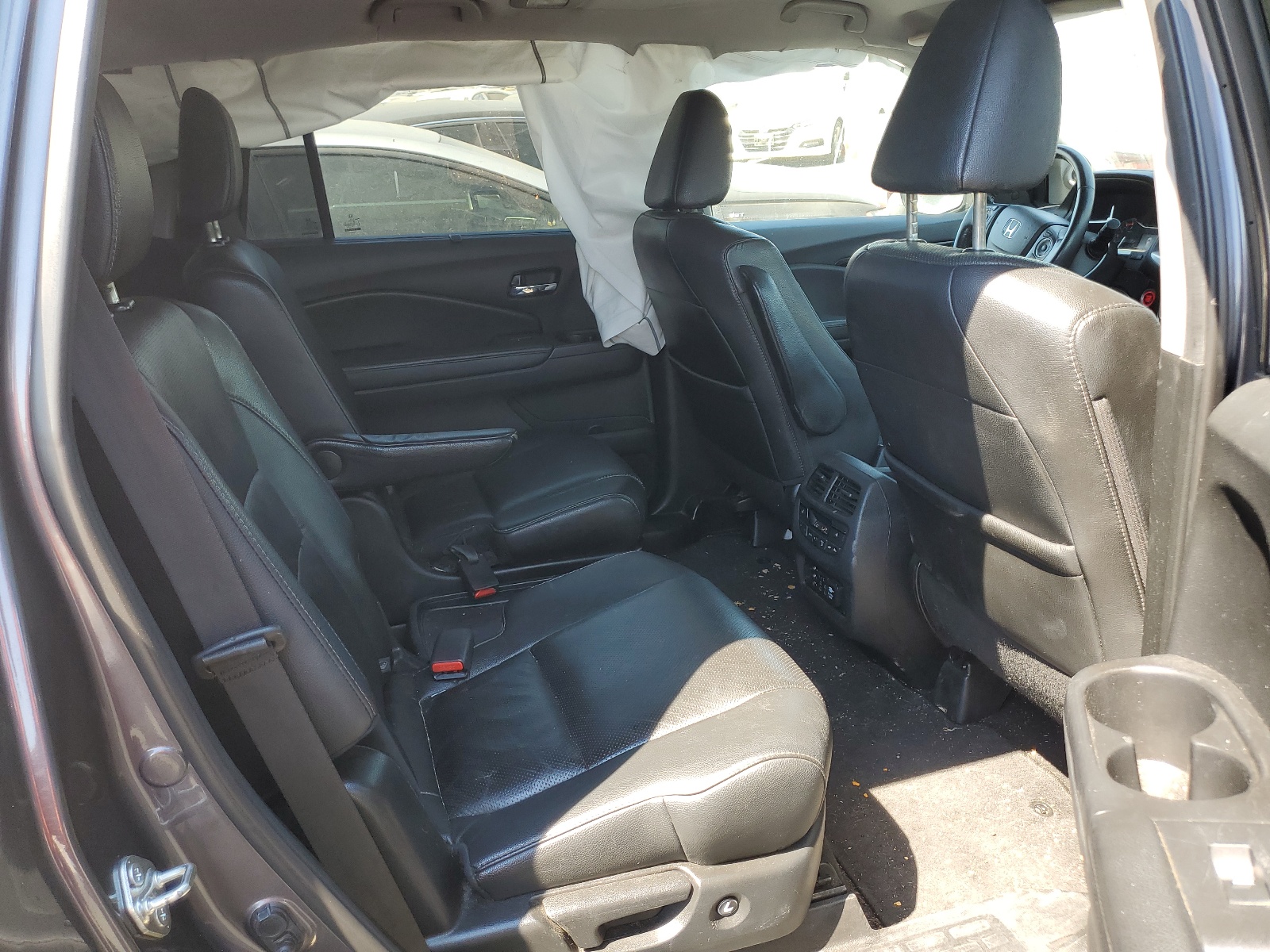 5FNYF6H01HB097750 2017 Honda Pilot Elite