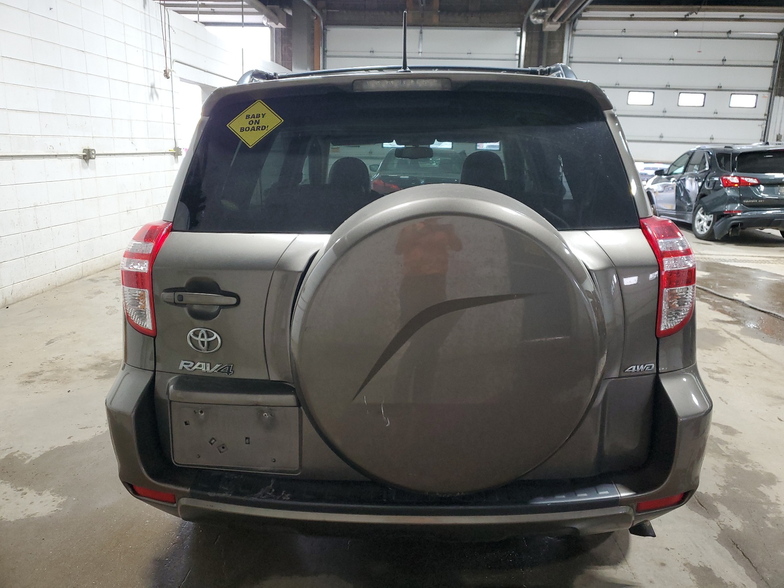 2T3DK4DV7BW038798 2011 Toyota Rav4 Limited