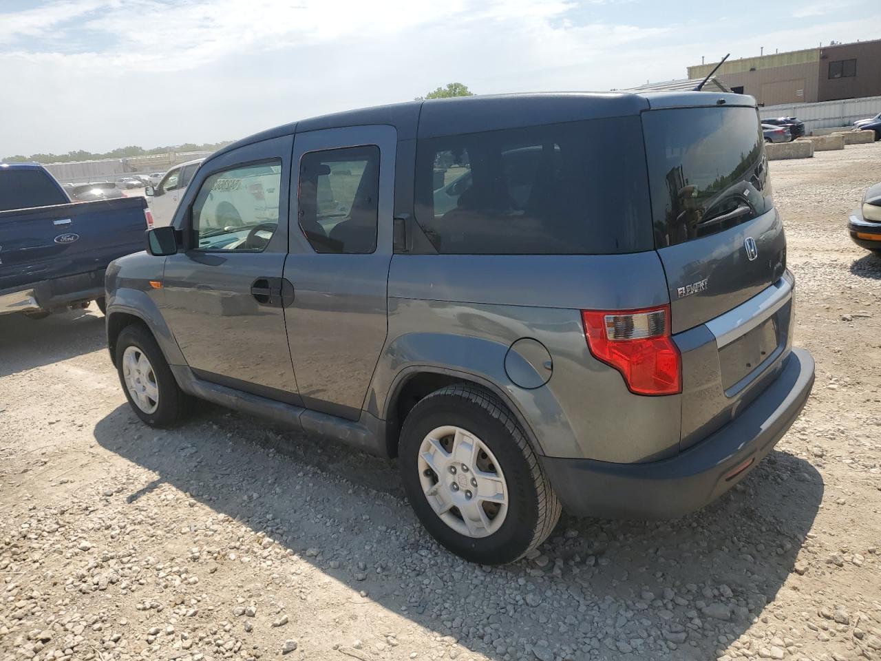 2009 Honda Element - Image 2