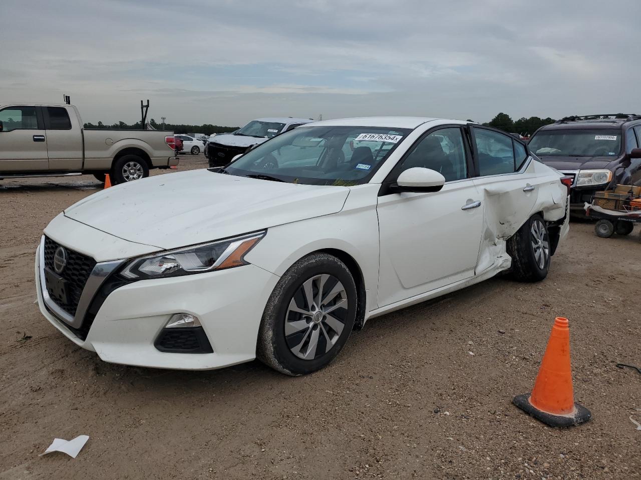 1N4BL4BV2LN317954 Nissan Altima S