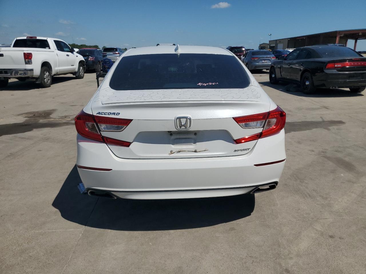 1HGCV1F38JA028504 2018 Honda Accord Sport