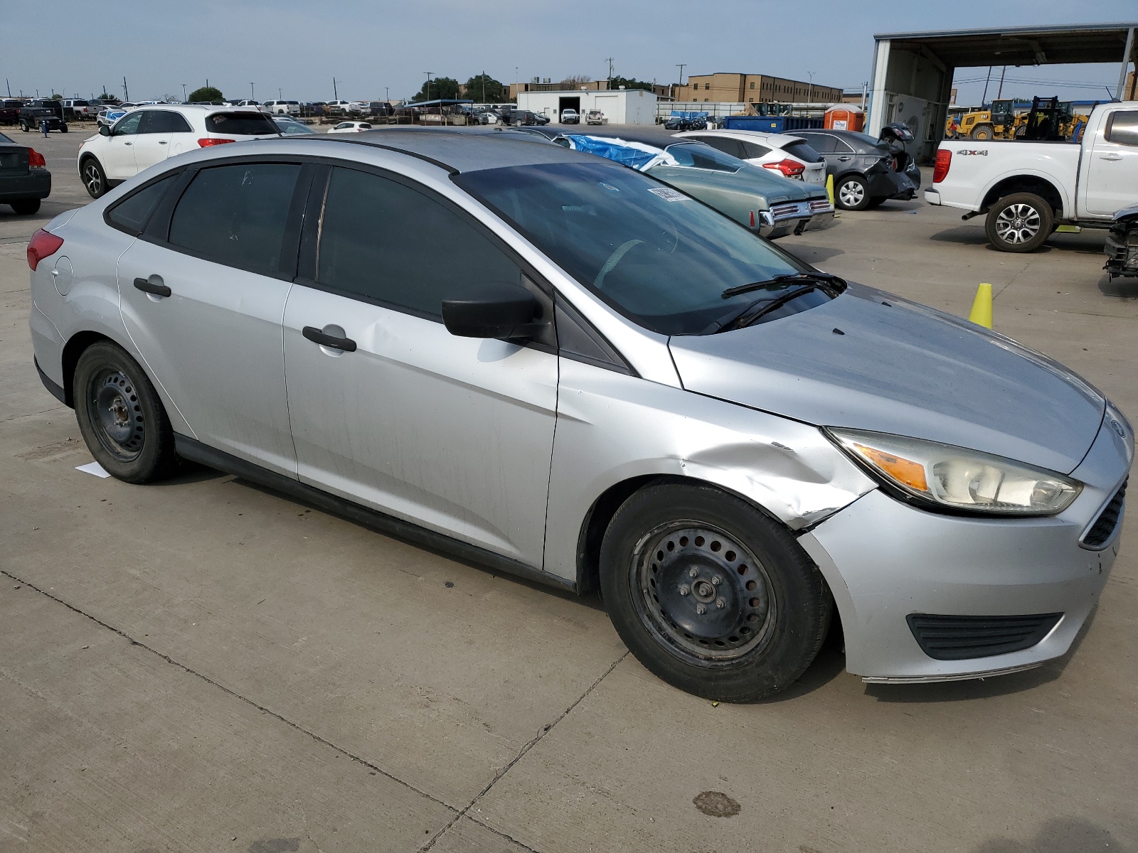 2016 Ford Focus S vin: 1FADP3E28GL394919