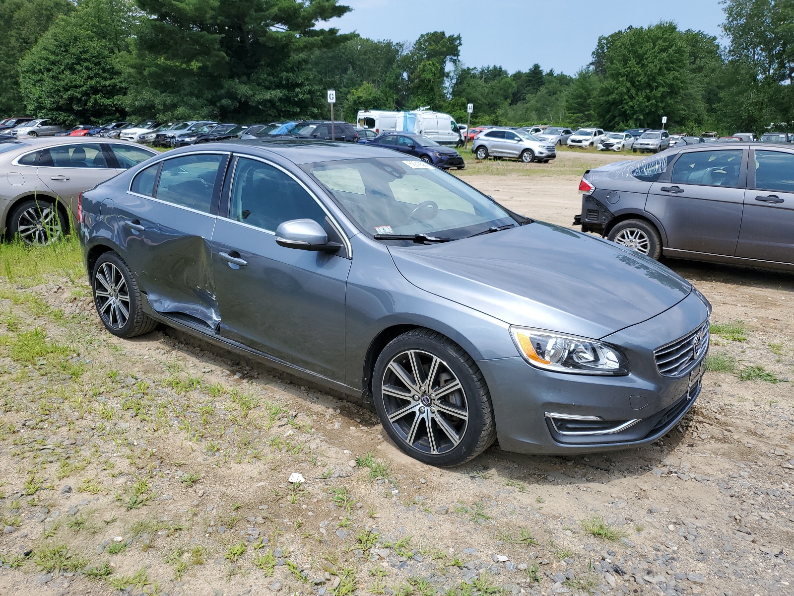 2017 Volvo S60 Premier vin: LYV402TK6HB127702