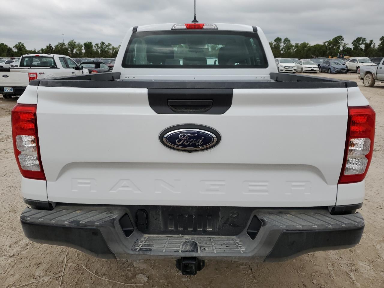 2024 Ford Ranger Xl VIN: 1FTER4BHXRLE18972 Lot: 63965744