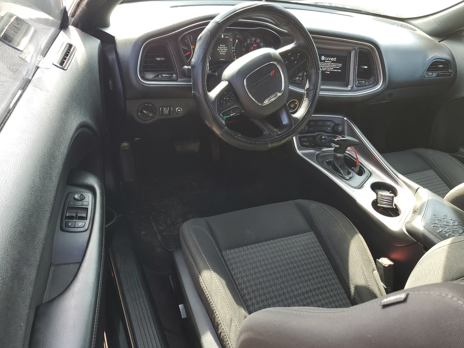 2C3CDZAG1JH217284 2018 Dodge Challenger Sxt