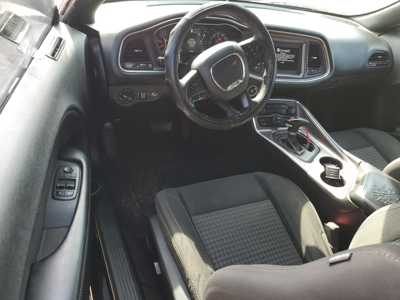 2018 Dodge Challenger Sxt VIN: 2C3CDZAG1JH217284 Lot: 63472214