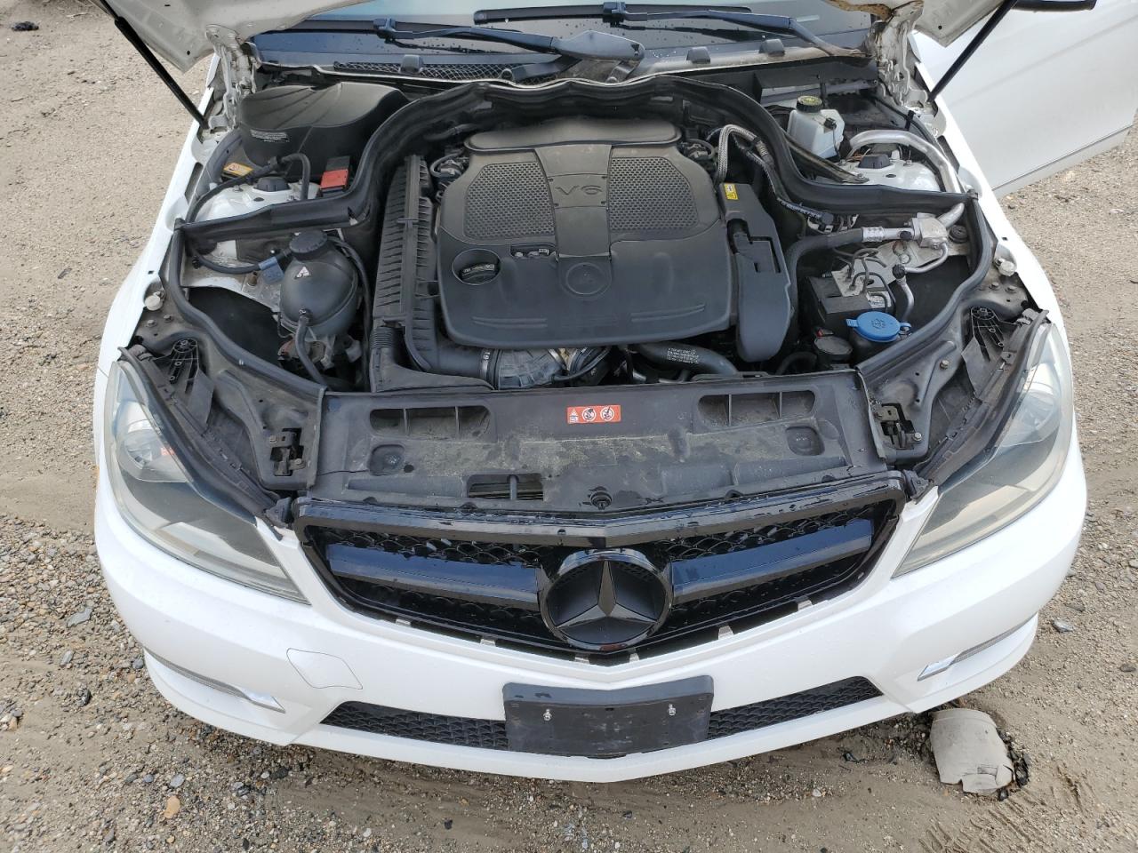 2013 Mercedes-Benz C 300 4Matic VIN: WDDGF8AB5DR257013 Lot: 63963144