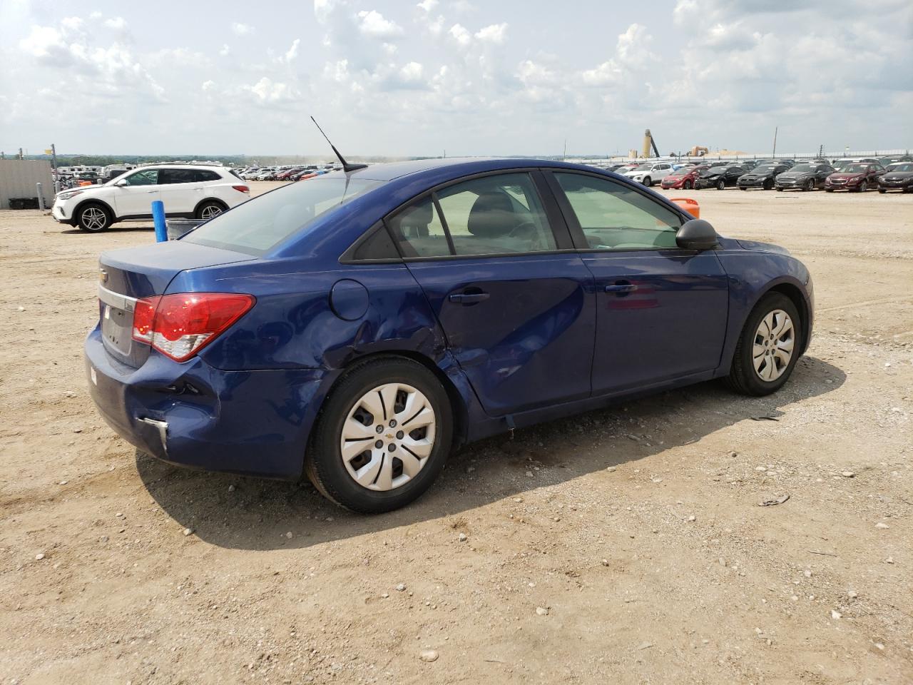 2013 Chevrolet Cruze - Image 3