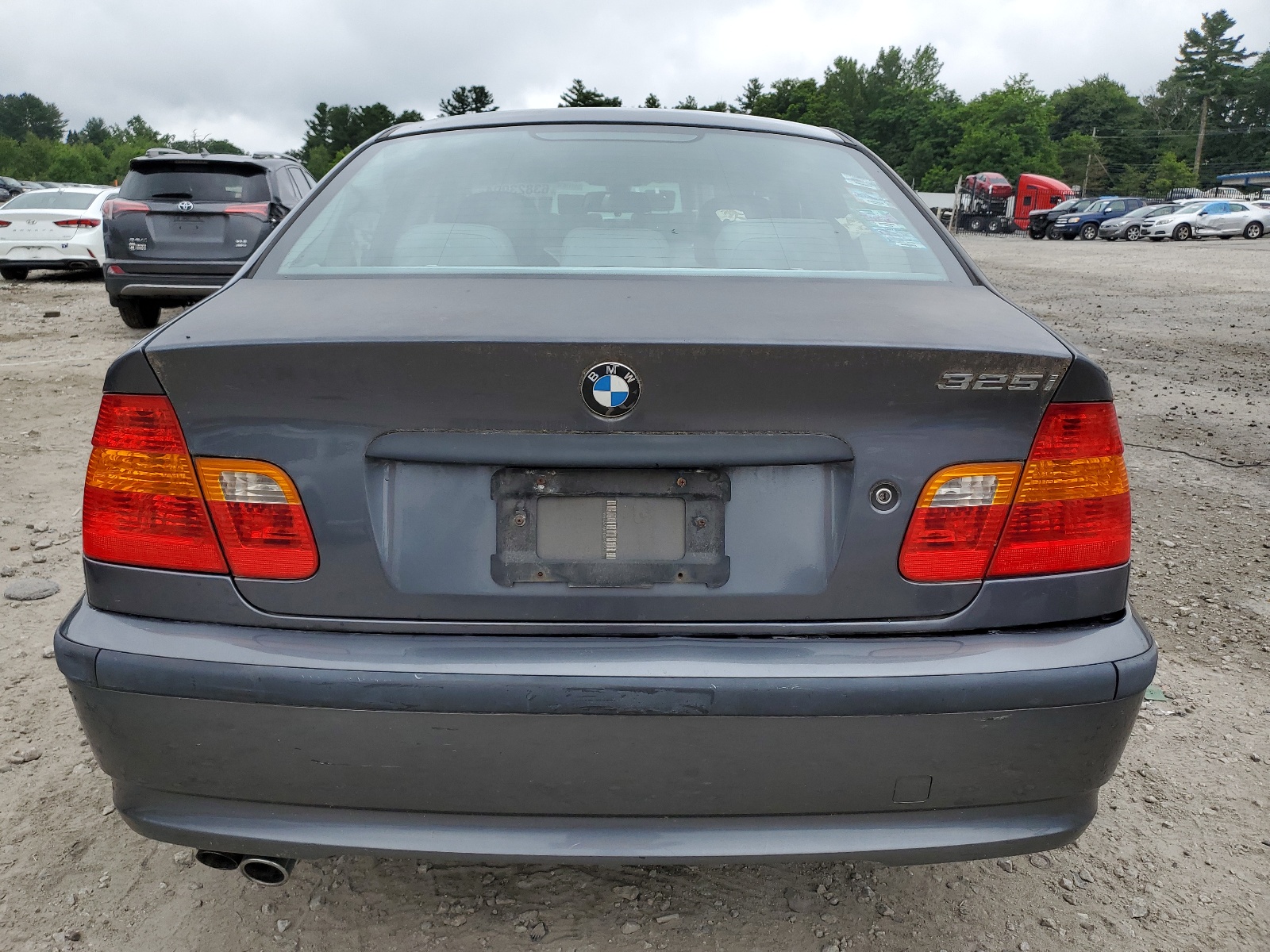 WBAAZ33443PH30032 2003 BMW 325 I