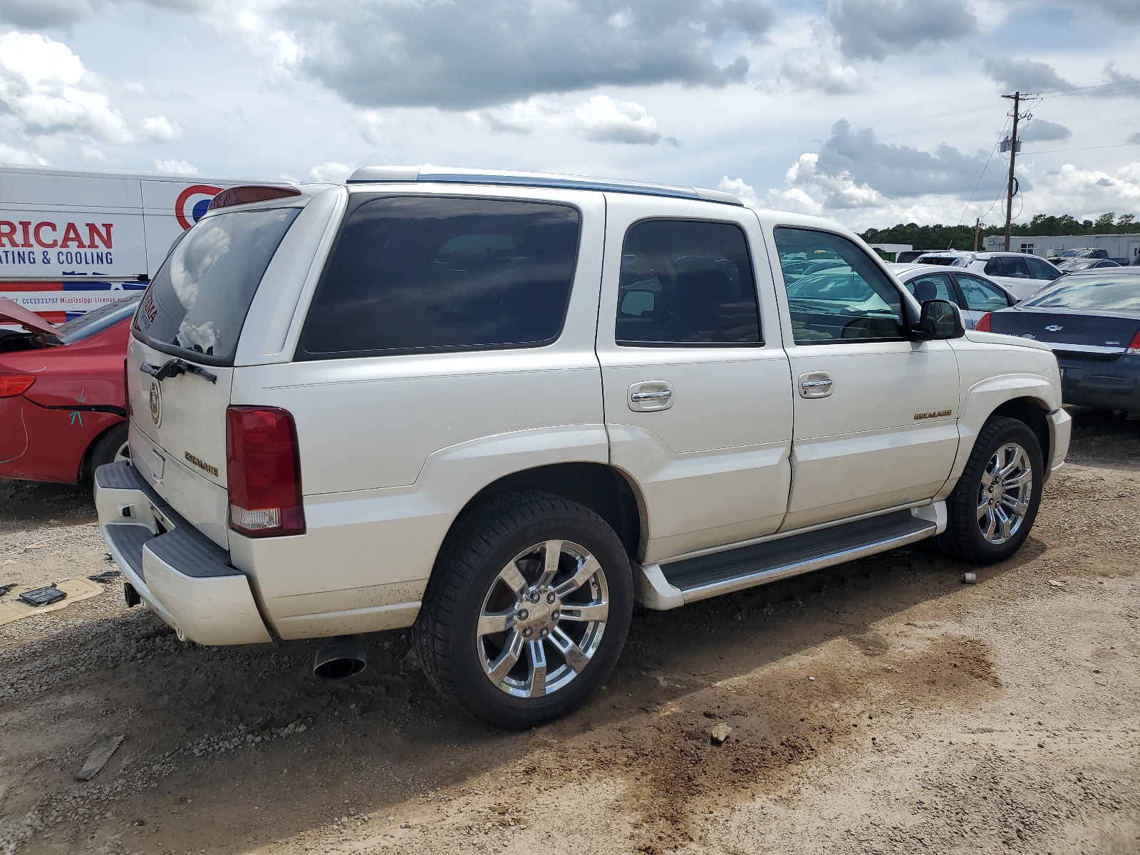 1GYEK63N52R242804 2002 Cadillac Escalade Luxury