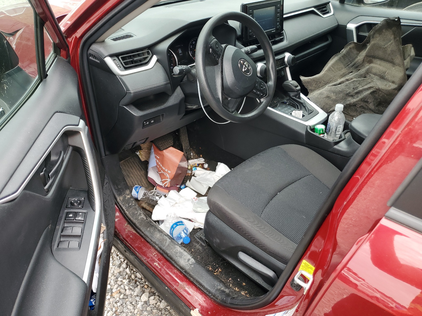 2T3G1RFV5NW275109 2022 Toyota Rav4 Le