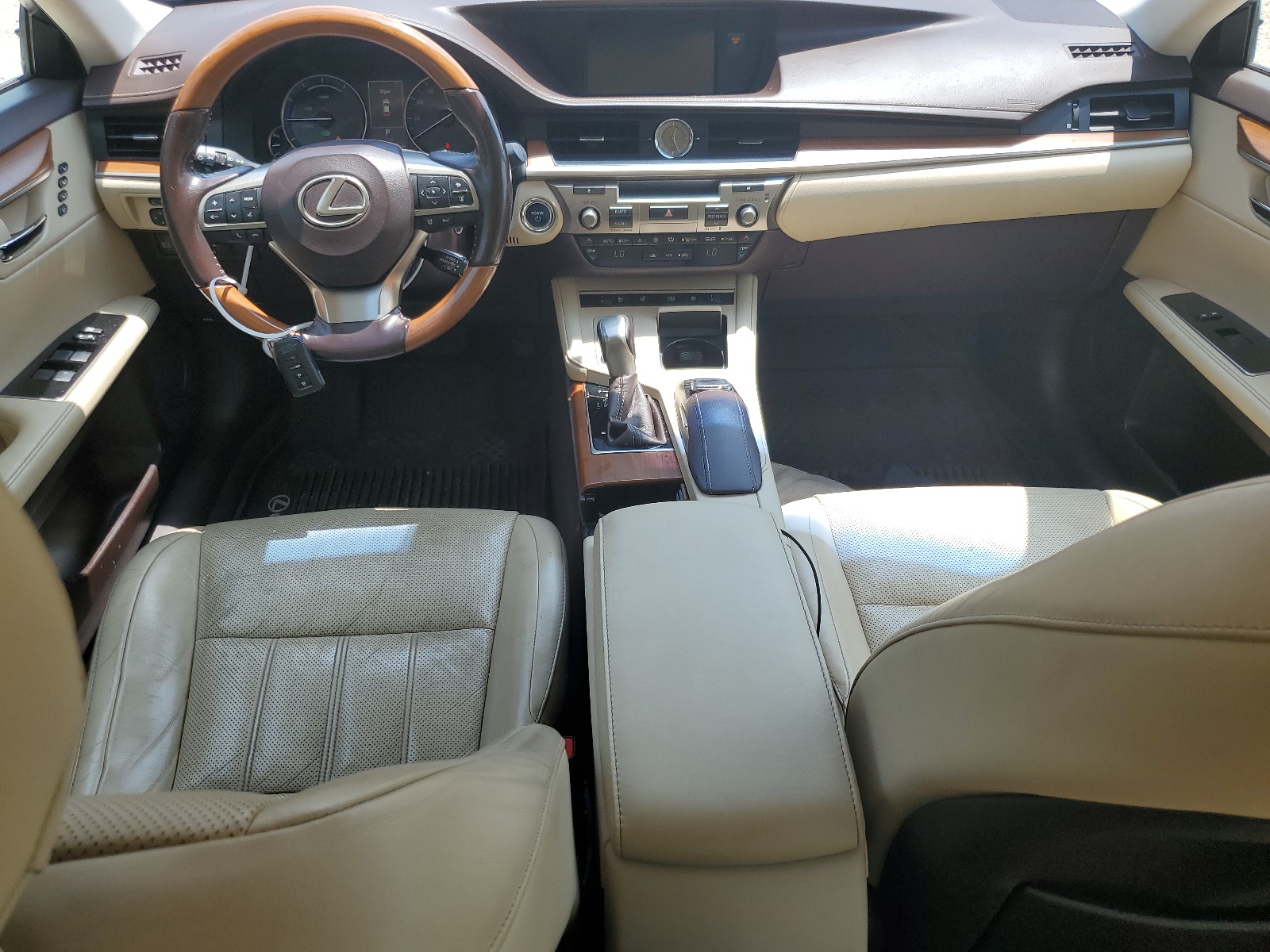 JTHBW1GG6G2124996 2016 Lexus Es 300H