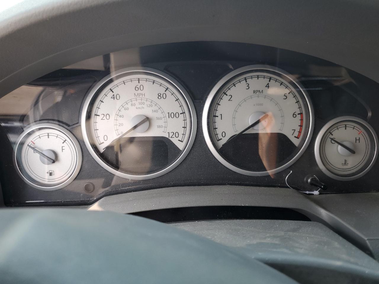 2010 Chrysler Town & Country Limited VIN: 2A4RR7DX8AR451613 Lot: 62293924