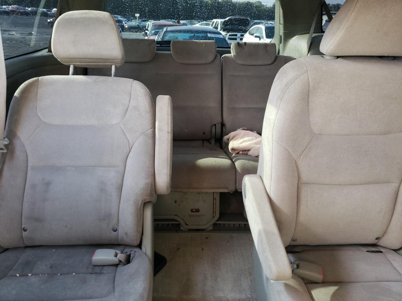 2005 Honda Odyssey Ex VIN: 5FNRL38435B424451 Lot: 63697364