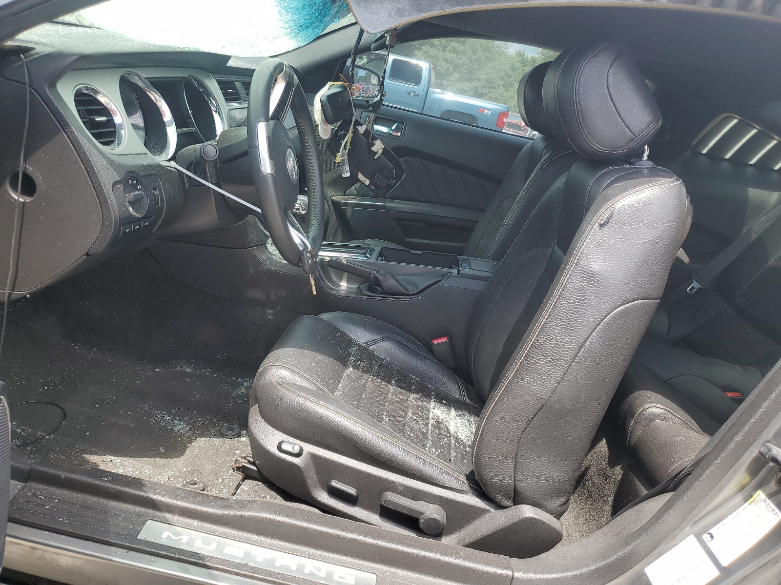 1ZVBP8AM6C5277048 2012 Ford Mustang