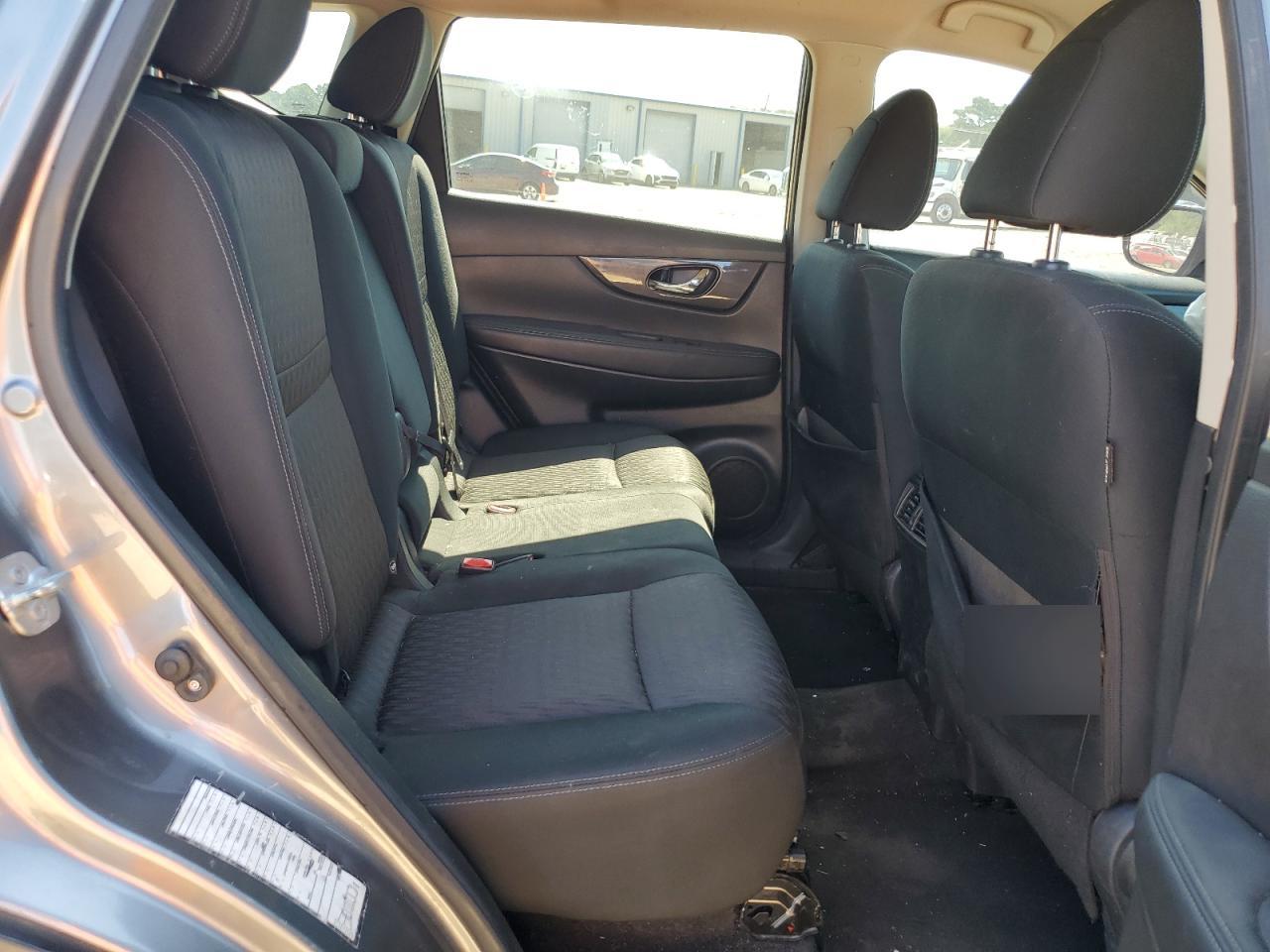 2017 Nissan Rogue S VIN: KNMAT2MT6HP546929 Lot: 63880954