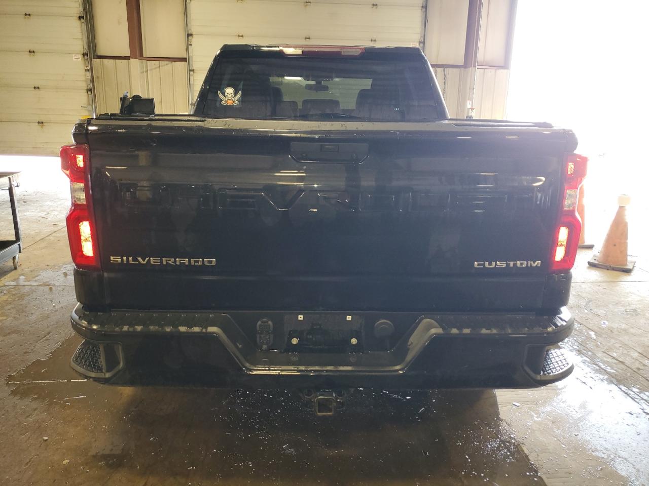 2021 Chevrolet Silverado K1500 Custom VIN: 1GCPYBEK9MZ396847 Lot: 64098464