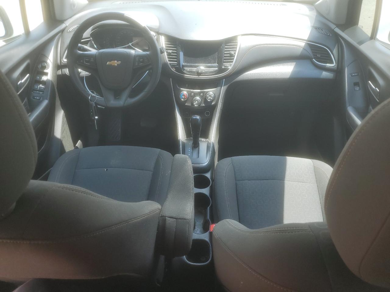 2020 Chevrolet Trax Ls VIN: KL7CJKSB4LB044514 Lot: 63677364