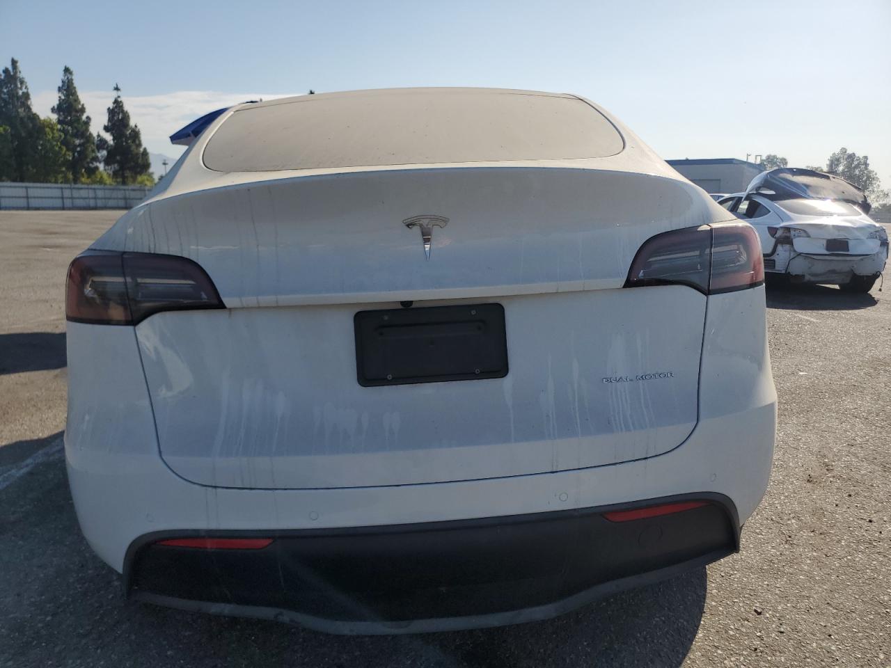 2022 Tesla Model Y VIN: 7SAYGDEE3NF496661 Lot: 63145034